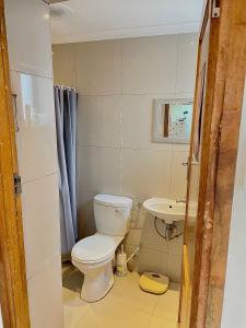 Et badeværelse på Bo Kaap: 5 Bedroom guest house