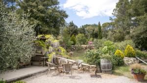 Gallery image of Campagne de la source St Martin B&B in Cotignac +33 photos