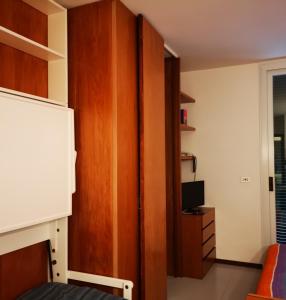 Et tv og/eller underholdning på Punta Ala Bilocale Vista Mare 6 Posti Letto! Punta Ala Monolocale Vista Mare 4 Posti Letto!