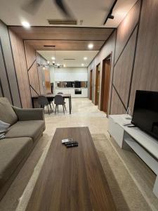 Et tv og/eller underholdning på Sky suites klcc stay Comfortable