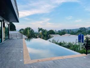 Swimmingpoolen hos eller tæt på Paradise Big Villa Samui 5 bed