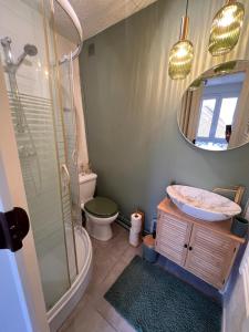 Et badeværelse på Jungle Deluxe Fontainebleau #INSEAD #CENTRE