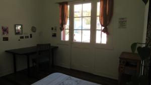 Ảnh trong thư viện ảnh của Dormitorio en CasaLaDorada ở Valparaíso