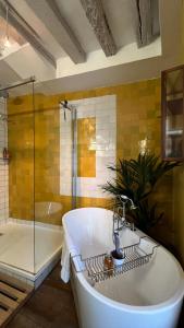 Koupelna v ubytování Le 66