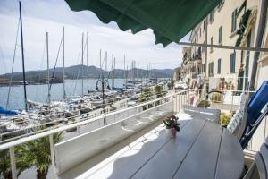 Naturlandskabet i nærheden af lejligheden