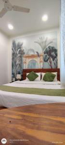 Postel nebo postele na pokoji v ubytování Shaam e Banaras Villas and retreat