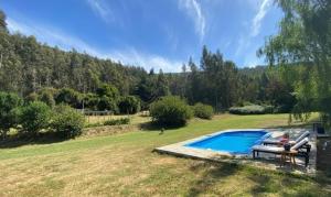 Hồ bơi trong/gần Careo2025