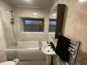 Et badeværelse på 6 olive house + 41 billeder