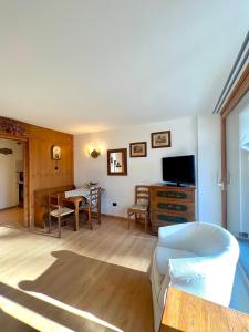 Μια τηλεόραση ή/και κέντρο ψυχαγωγίας στο Monolocale Collini