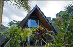 Vườn quanh Saiwa Safari Resort