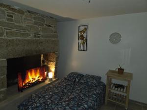 Postel nebo postele na pokoji v ubytování Cosy Appartement Hyper Centre-Ville