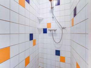 Phòng tắm tại Wellnesshuisje Engelse Tuin +32 ảnh