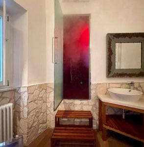 Et badeværelse på Lodge of rocks