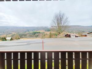 Nespecifikovaný výhled na hory nebo výhled na hory při pohledu z apartmánu