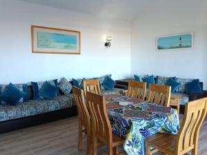 Χώρος καθιστικού στο Maison Oualidia Vue sur Mer-Jardins de la Lagune