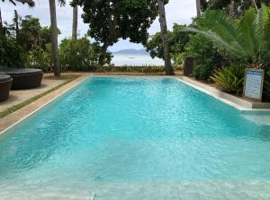 Πισίνα στο ή κοντά στο Beachfront Villa with Sunset View ! +11 φωτογραφίες