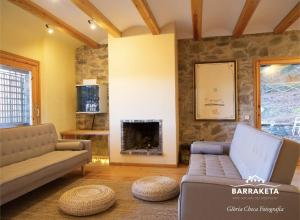 Khu vực ghế ngồi tại La Barraketa del Montseny