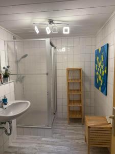 Koupelna v ubytování Ferienwohnung Golden Apartment Stilvoll Klar