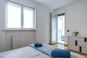 Ένα ή περισσότερα κρεβάτια σε δωμάτιο στο Smart Apartment +41 φωτογραφίες