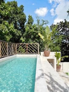 Swimmingpoolen hos eller tæt på Hotel Lydna Ki'n