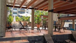 En restaurant eller et andet spisested på COSTA LINDA Charming 1-03