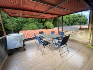 Balkón nebo terasa v ubytování Saint Fernand Apartment