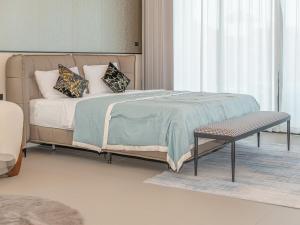 En eller flere senge i et værelse på ThaiHomeLuxury6B villa walkingst + 76 billeder