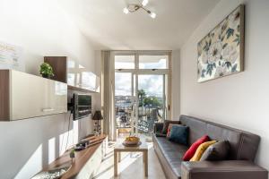 Køkken eller tekøkken på Silver Harbour - 2 Bedrooms, 2 Bathrooms