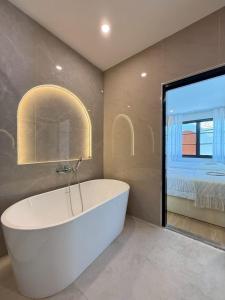 Koupelna v ubytování La Perle Villa