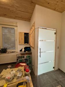 Kuchyň nebo kuchyňský kout v ubytování Appartement Luxembourg Esch-sur-Alzette