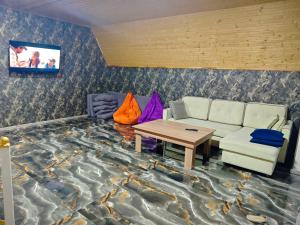 Et opholdsområde på Quba A-Frame near Lake & Forest 2