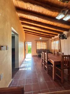 Restaurace v ubytování Cabañas entre viñedos