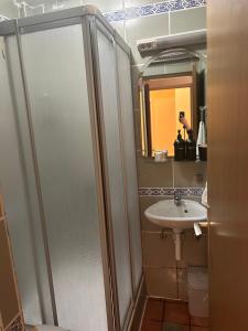 Koupelna v ubytování Pansion Most , Mostar