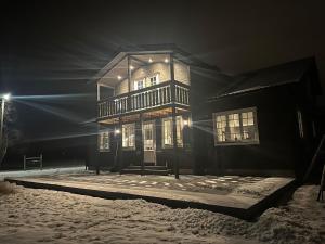 Budova, kde se vila nachází