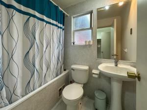 Et badeværelse på Casa dos habitaciones en Valdivia