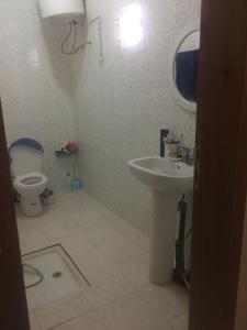 Phòng tắm tại Very good apartment in Nouakchott