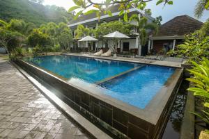 Het zwembad bij of vlak bij New Bintang Mandalika +30 foto's