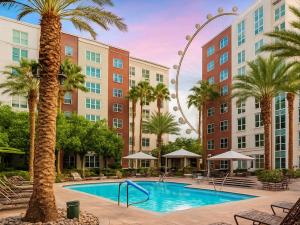 Bazén v ubytování Flamingo, a Hilton Grand Vacations Club- STUDIO LT nebo v jeho okolí