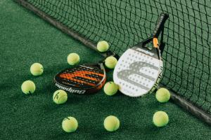 Tenis a/nebo squash v ubytování Munduk Moding Plantation Nature Resort nebo okolí