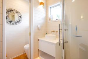 Et badeværelse på Sea View Batch + 51 billeder