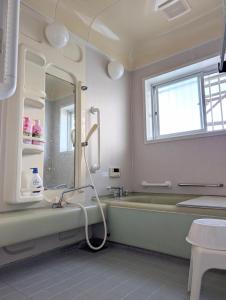 Et badeværelse på YASUZAIMON - Vacation STAY 18478