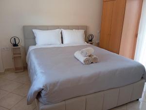 En eller flere senge i et værelse på BlackGeorge Apartment Mountain View