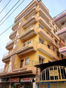 Tòa nhà nơi căn hộ tọa lạc +6 ảnh