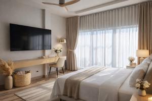 Un pat sau paturi într-o cameră la The Escape Kamala