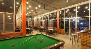 Τραπέζι μπιλιάρδου στο Happy Village Kundasang