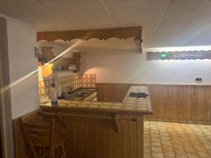 Afbeelding uit fotogalerij van Apartment with kitchen, double bed, TV, S-Bahn 5 min in Dietzenbach