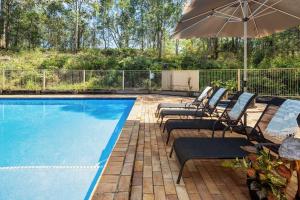 Bazén v ubytování Tranquil Queen Room & Pool nebo v jeho okolí