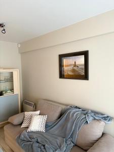 Afbeelding uit fotogalerij van Ground floor sea view Raversijde Lets Go Getaways in Oostende +8 foto's