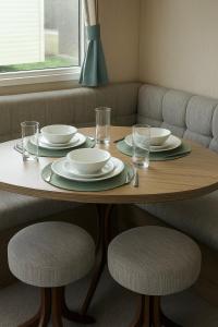 Fotografie z fotogalerie ubytování Cozy Caravan at Tower Lawn, Haggerston Castle Perfect Family Getaway v destinaci Cheswick