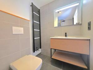 Koupelna v ubytování Logement premium neuf & calme - Vue exceptionnelle + 37 fotografií